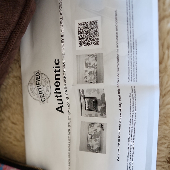 NWOT Dooney & Bourke Disney Parks Rainbow Mickey Mouse Large Wallet 💗🌈💜🐁 - Picture 14 of 15